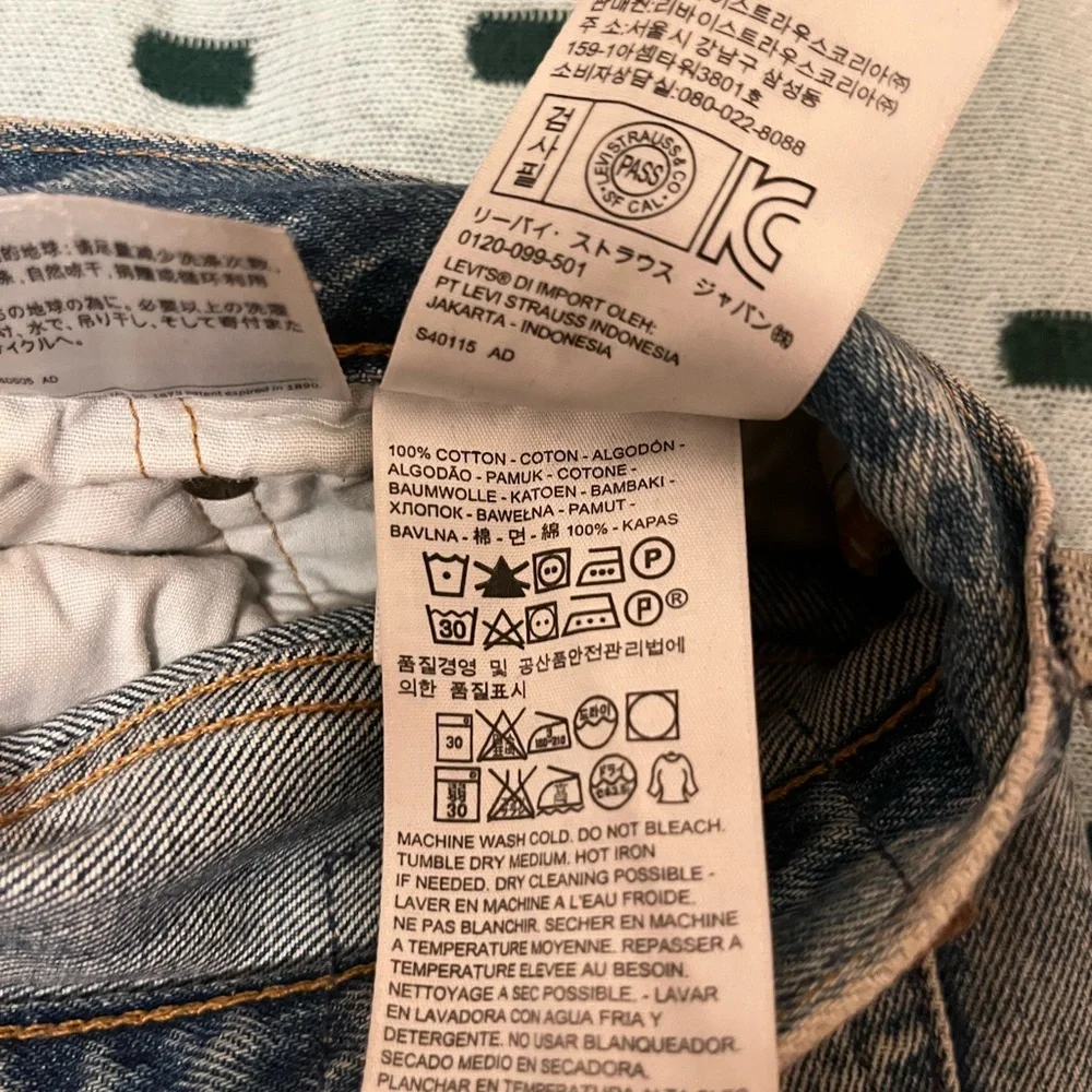 Levi’s White Oak 501 Blue Jeans - Picture 8 of 10